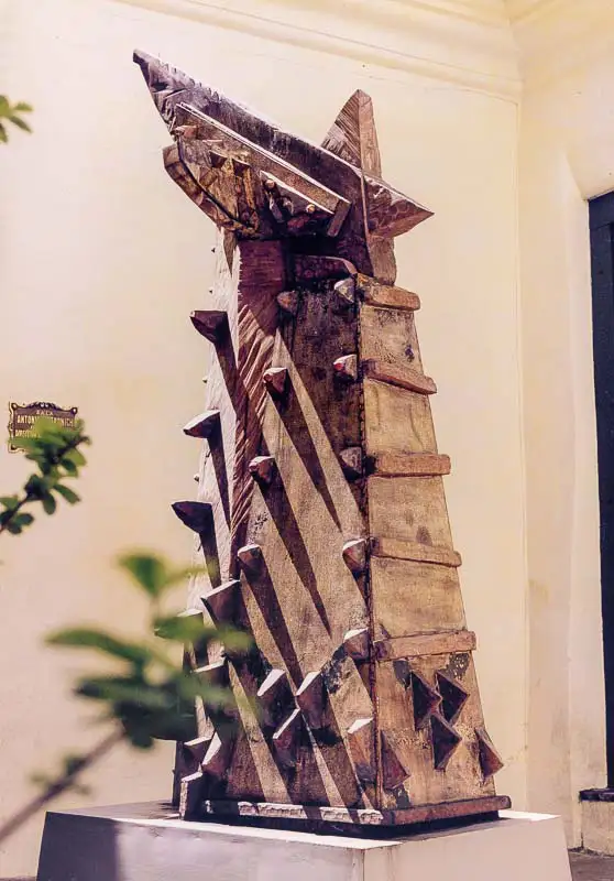 Pájaro de setenta picos